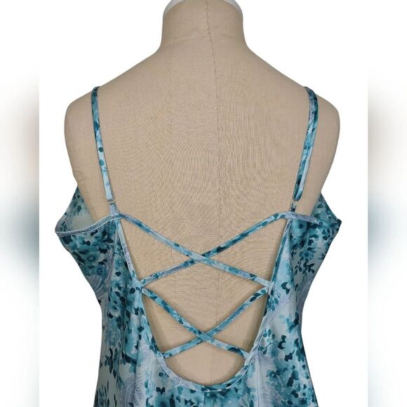 Secret Treasures Nightgown Teddy Slip Floral Blue and White Large - Picture 4 of 12